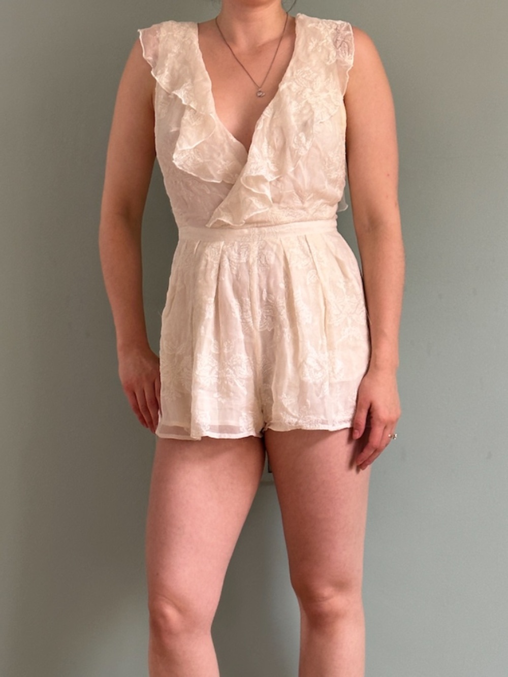 The Jetset Diaries Off White Lace Romper (Size Small)